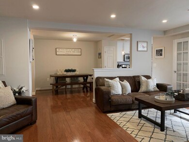 4081 S Four Mile Run Dr unit 103, Arlington, VA 22204 - photo 7