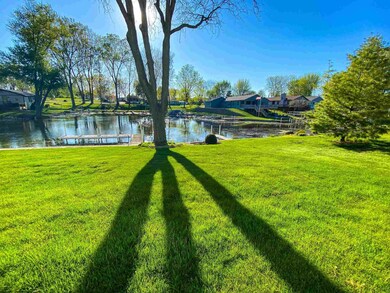 204 Ems D17 Ln, Syracuse, IN 46567 - photo 4