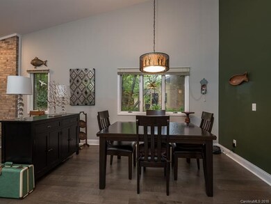 11 x 10.5 Dining Area