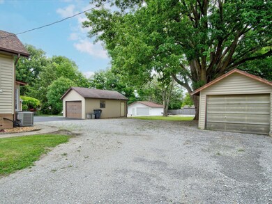 Two driveways for easy access!