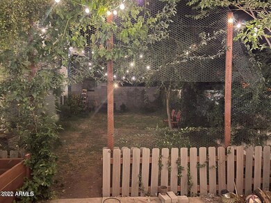 319 S Pioneer, Mesa, AZ 85204 - photo 3