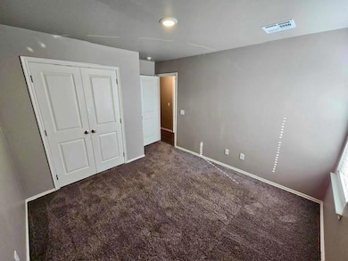 916 Coles Creek, Yukon, OK 73099 - photo 6