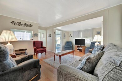 128 E Saint Johns Way, Apollo Beach, FL 33572 - photo 6