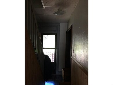 Entry/Foyer. Lower Level