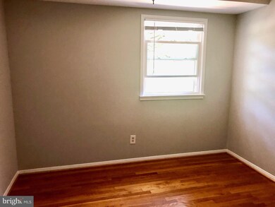 13212 Turkey Branch Pkwy, Rockville, MD 20853 - photo 7