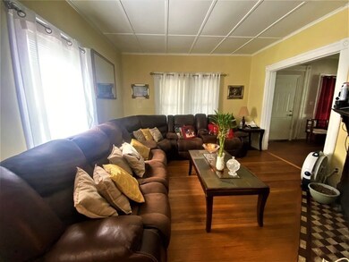 35 Princeton St, Springfield, MA 01109 - photo 3