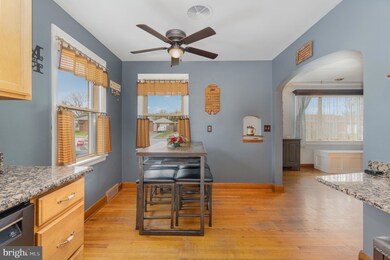 519 S Grant St, Palmyra, PA 17078 - photo 6