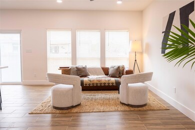 3208 Brazos River Dr, Granbury, TX 76048 - photo 4