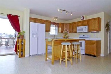 150 Lakeside Ave, Webster, MA 01570 - photo 2