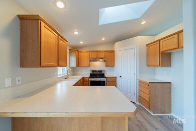 1248 Willow Creek Dr, Nampa, ID 83686 - photo 4