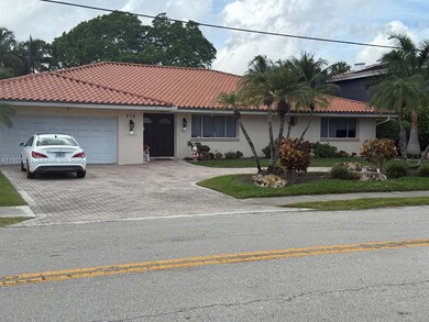 713 Diplomat Pkwy, Hallandale Beach, FL 33009 - photo 2