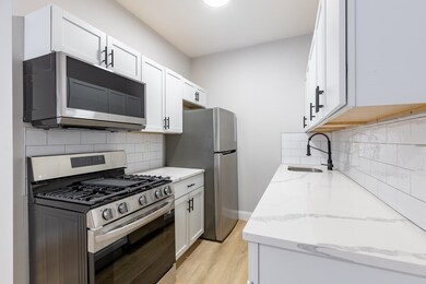 628 E 6th St unit 3, Boston, MA 02127 - photo 3