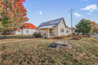 803 N East St, Tipton, IN 46072 - photo 2