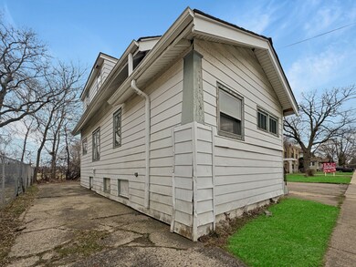 45 S Butrick St, Waukegan, IL 60085 - photo 2