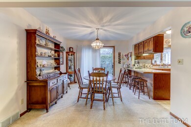 672 Birchwood Ct SE, Lowell, MI 49331 - photo 7