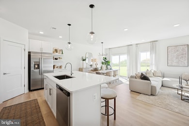 70 Thornton Ave, Ranson, WV 25438 - photo 5