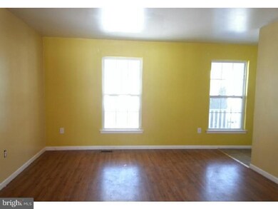 323 Crystal Rock Rd, Reading, PA 19605 - photo 5