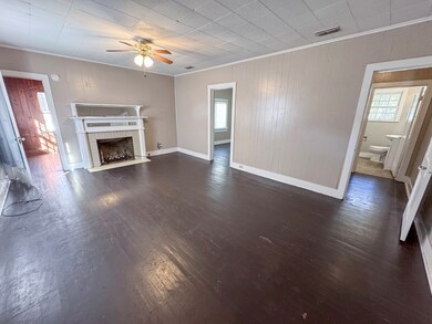 404 Crockett Rd, Palestine, TX 75801 - photo 6