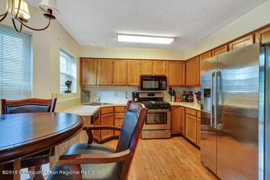 19 Gimbel Pl Ocean NJ 07712-small-012-23