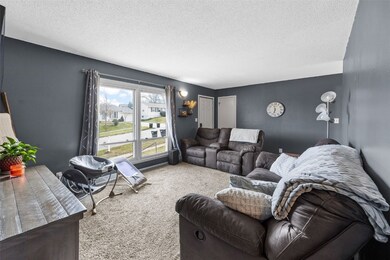 1310 Linnview Dr, Marion, IA 52302 - photo 6