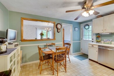 11 Sylvanus Wood Ln, Woburn, MA 01801 - photo 4