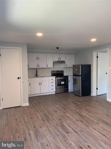 343 Calvert St, Chestertown, MD 21620 - photo 2