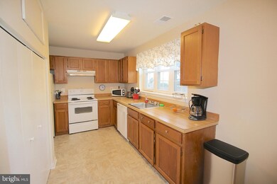 16326 Taconic Cir unit 96C, Dumfries, VA 22025 - photo 4