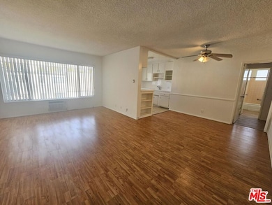 928 N Ogden Dr unit 9, West Hollywood, CA 90046 - photo 2