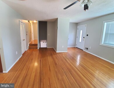 6711 Hastings Dr, Capitol Heights, MD 20743 - photo 4