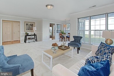 8208 Crossbrook Ct unit A, Lorton, VA 22079 - photo 4