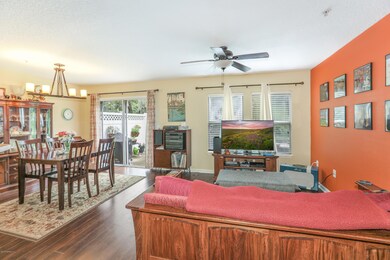 003_Family Room