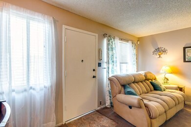 1038 E Diamond Dr, Tempe, AZ 85283 - photo 4