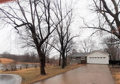 6901 Millridge St, Shawnee, KS 66218 - photo 2