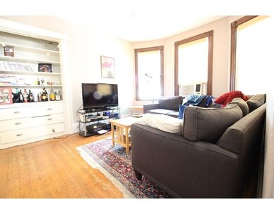 589 Franklin St unit 2, Cambridge, MA 02139 - photo 2