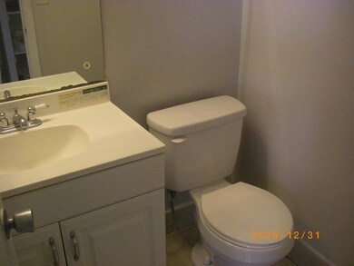 285 Norwich L, West Palm Beach, FL 33417 - photo 7