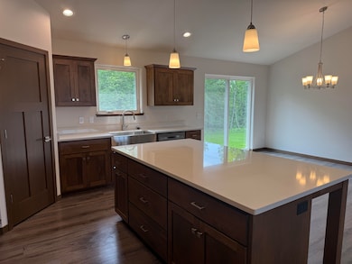 4506 Moreland Rd, Plover, WI 54467 - photo 5