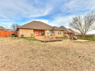 1608 Cedar Bend Ct, Shawnee, OK 74804 - photo 3