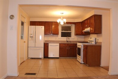 494 Titus Ave, Manchester, NH 03103 - photo 5