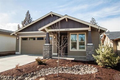 61089 Ruby Peak Ln, Bend, OR 97702 - photo 2