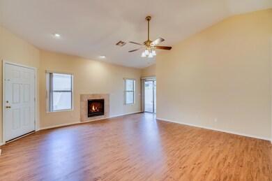 25205 N 40th Ln, Phoenix, AZ 85083 - photo 3