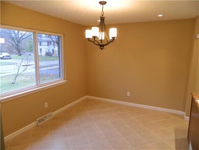 1900 E Cooke Rd, Columbus, OH 43224 - photo 5