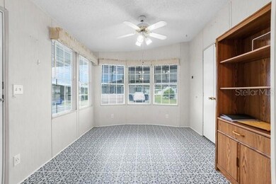 34124 Estates Ln, Zephyrhills, FL 33543 - photo 7