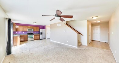 Spacious Open Floor Plan! Plenty of space for ente