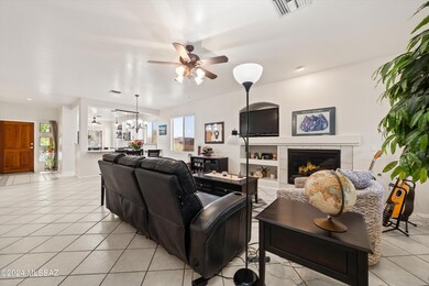 08-Living Area