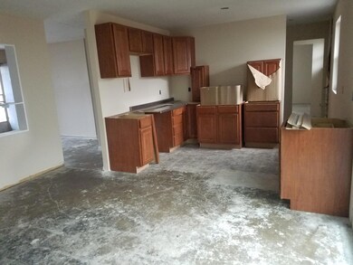 Kitchen & Dinette