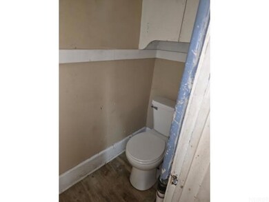 264 Baltimore St, Waterloo, IA 50701 - photo 7