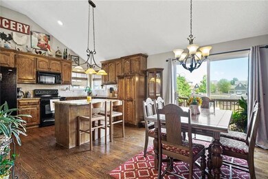 19492 W 209th Terrace, Spring Hill, KS 66083 - photo 4