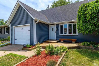 2413 W 60th St, Davenport, IA 52806 - photo 2