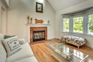 13_Living_Room-8