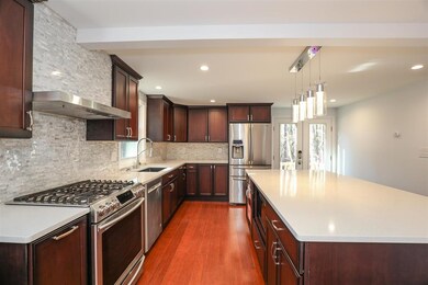 17 Red Deer Rd, Londonderry, NH 03053 - photo 5